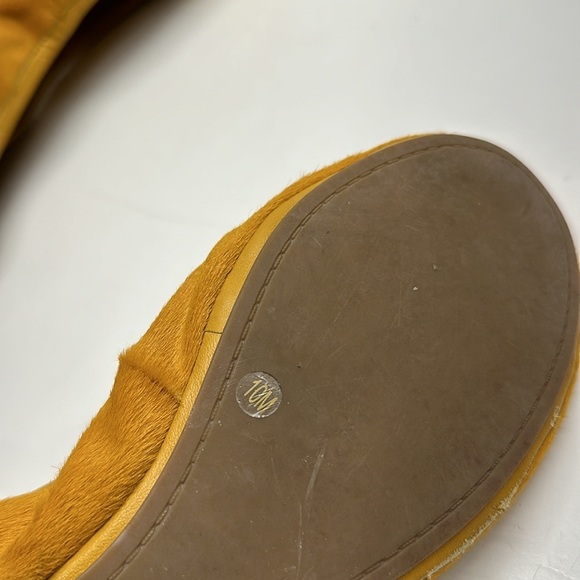 Tory Burch Ballet Flat Shoes Slip On Round Toe Pony Hair Mustard Yellow Size 10 - Picture 8 of 9